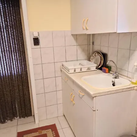 Gæstehus Opusztaszeri Mozes Vendeghaz *